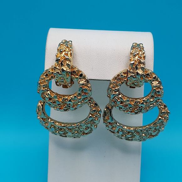 Vintage Brutalist Drop Gold Tone Earrings, Gold Nugget Style, 1980s, 2 Inches - Picture 2 of 8